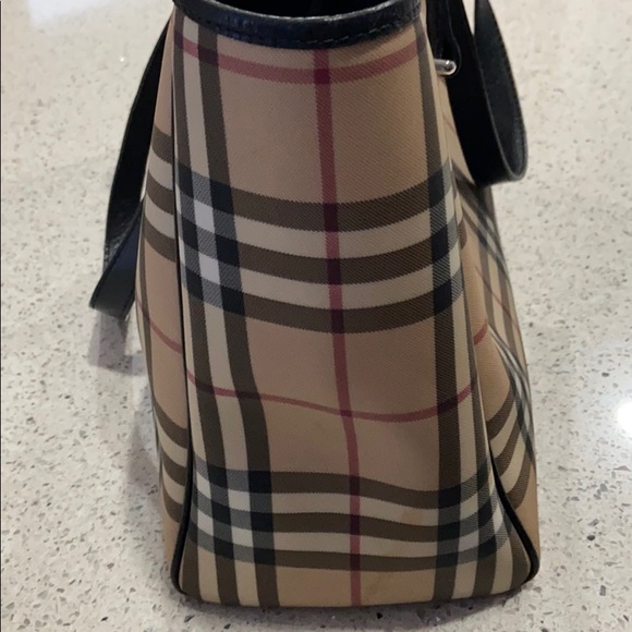 Authentic Burberry Tote - Picture 4 of 6